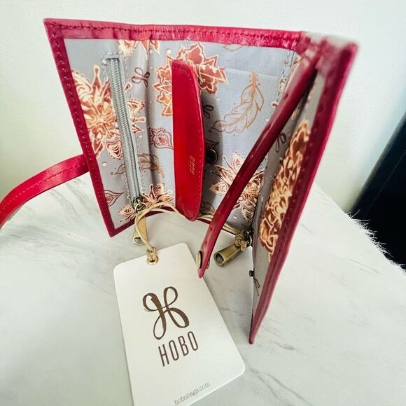 HOBO Allure Leather Jewelry Roll Case, Travel Jewelry Case, Red, NWT - Picture 13 of 14